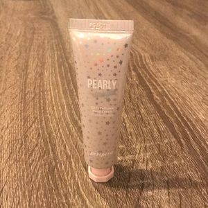 Peripera Pearly Night hand cream in Sweet Bouquet